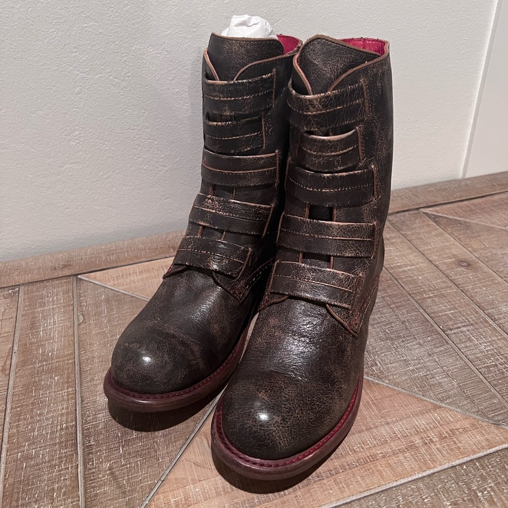 Brand new BedStu brown leather boots